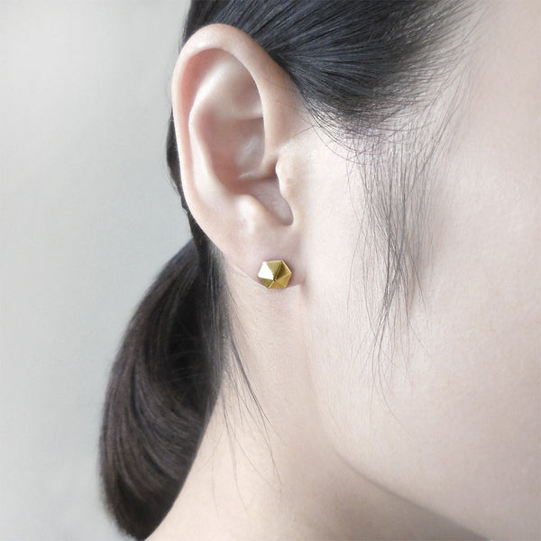 Hex Pyramid Studs