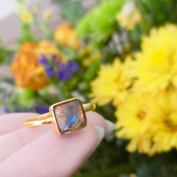 Labradorite Pyramid Ring