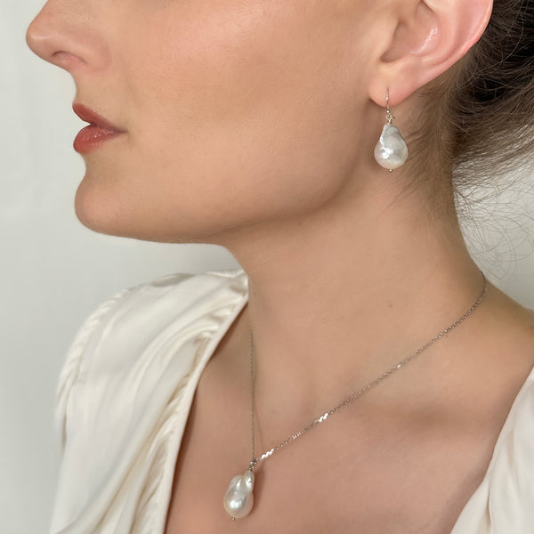 Bare Baroque Pearl Pendant