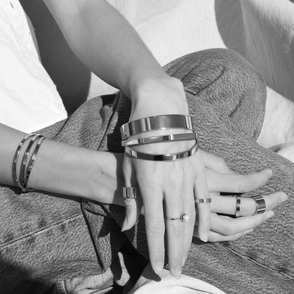Silver Wide Round Band