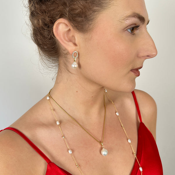 Mina Baroque Pearl Earrings