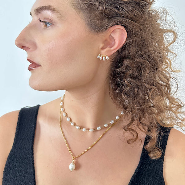 Pearl Eyelash Bar Earrings