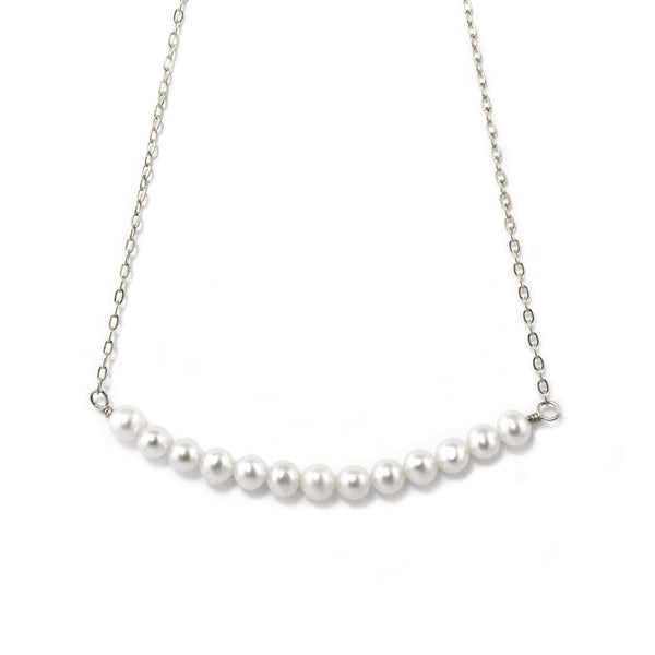 Linea Pearl Necklace