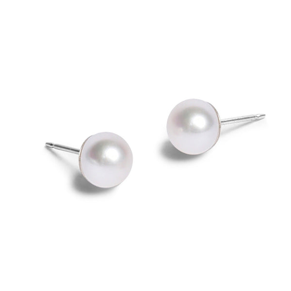 White Pearl Dagen Studs