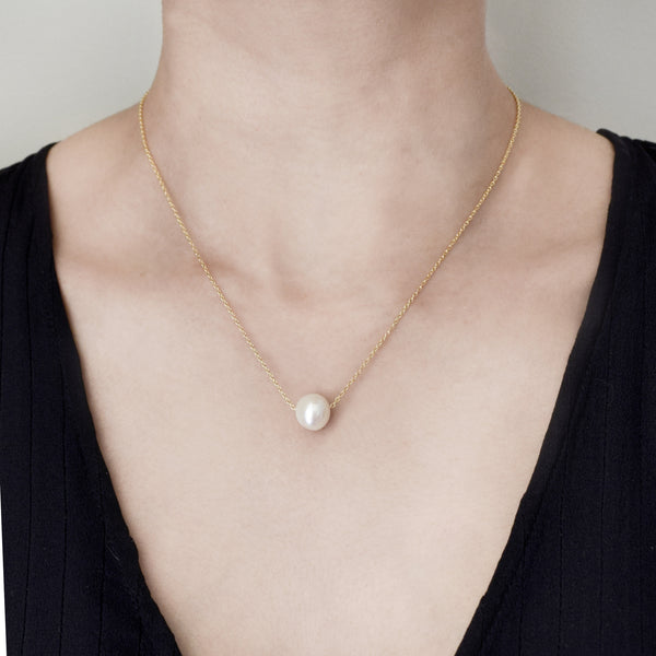 Sola Pearl Necklace