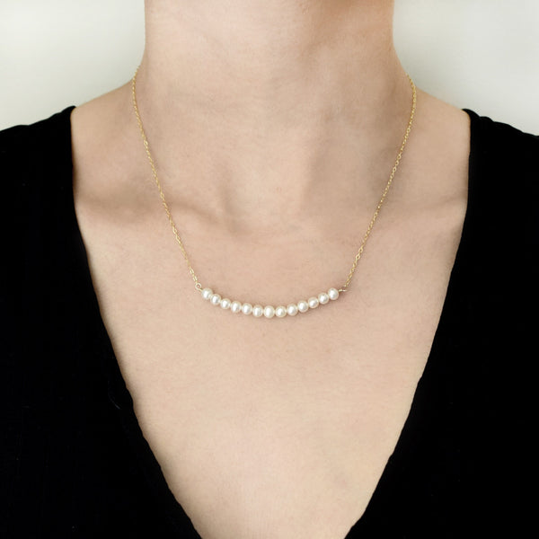 Linea Pearl Necklace