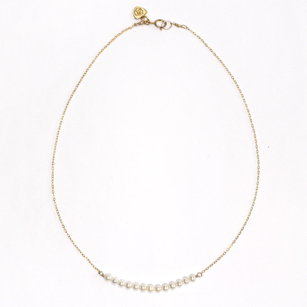 Linea Pearl Necklace