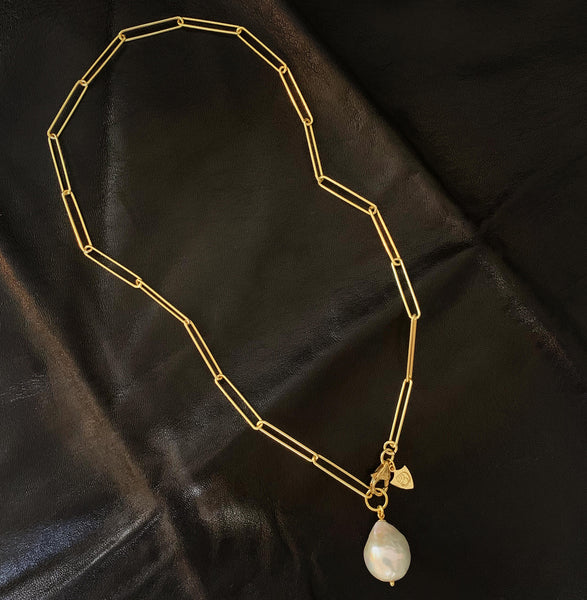 Going Baroque Pearl Lariat