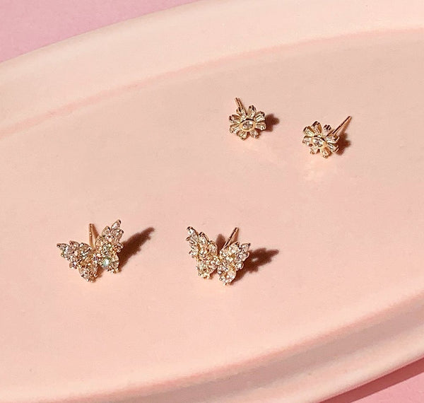 Daisy Stud Earrings