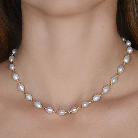 Sola Pearl Necklace