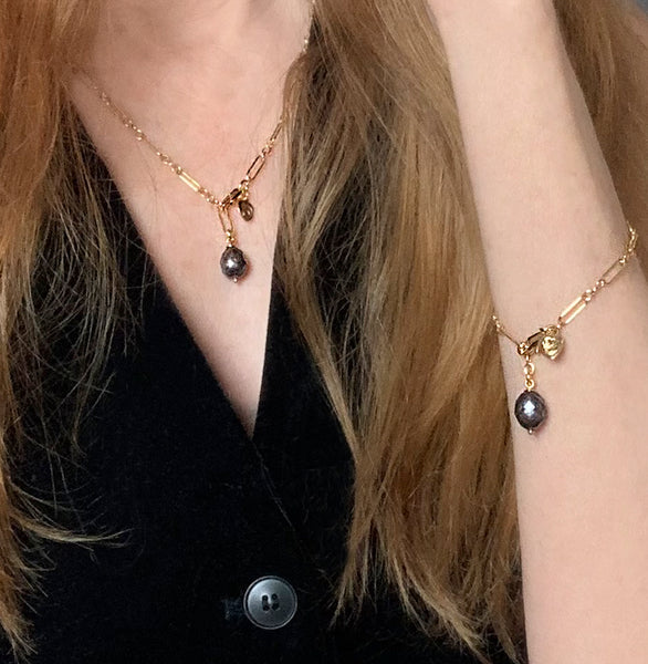 Midnight Pearl Lariat