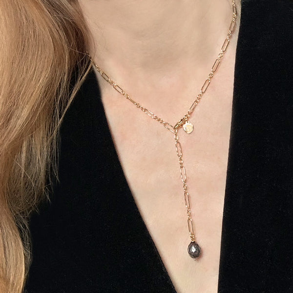 Midnight Pearl Lariat