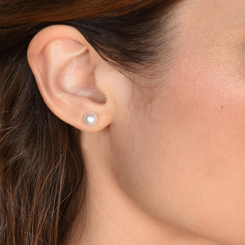 White Pearl Dagen Studs