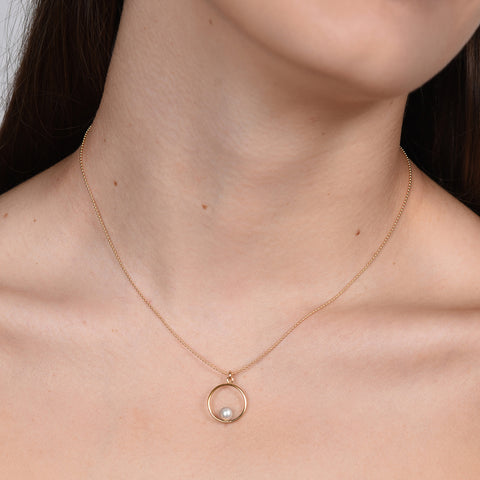 Floating Pearl Pendant